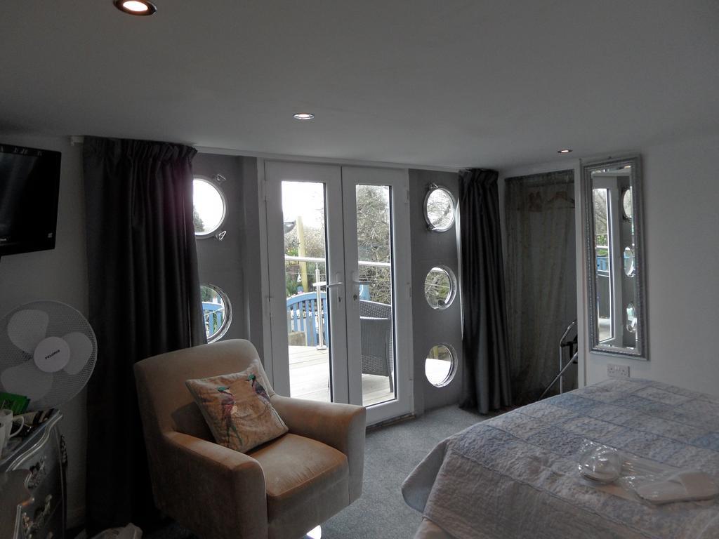 Houseboat Harbourside View Bed & Breakfast Newport  Luaran gambar