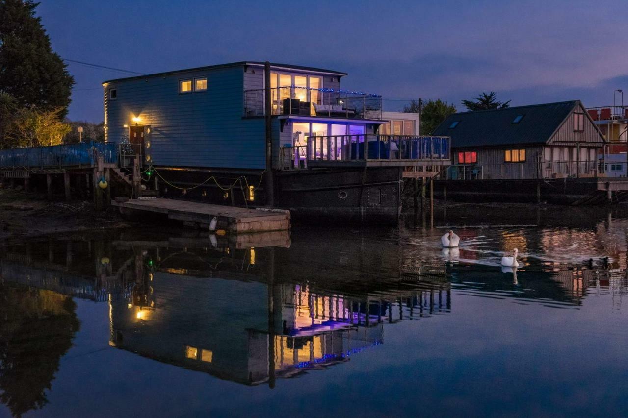 Houseboat Harbourside View Bed & Breakfast Newport  Luaran gambar